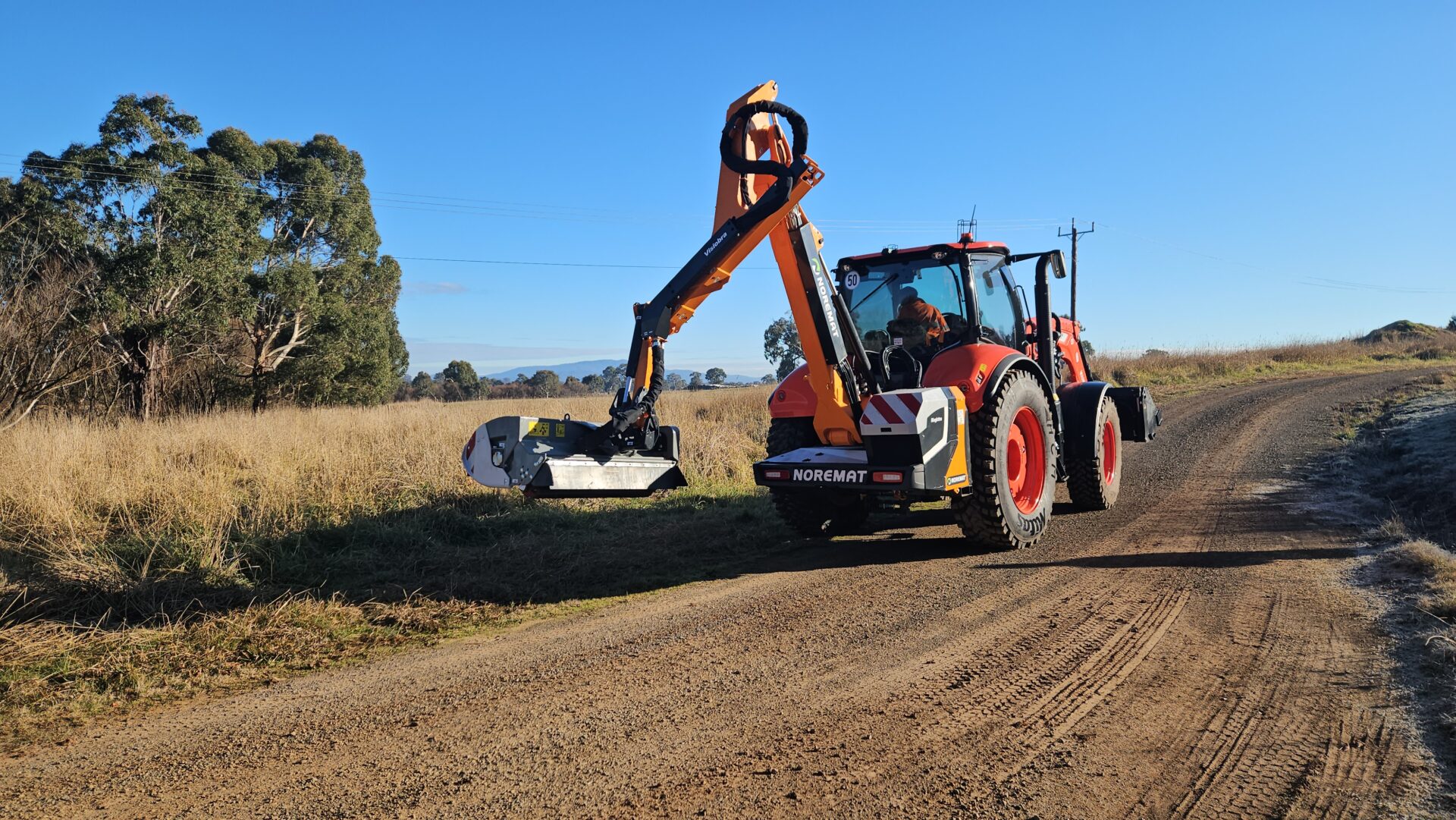 Mansfield Shire Council take delivery of new Noremat Magistra M63T
